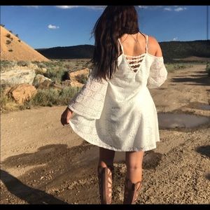 Boho cold shoulder white lace belle sleeve dress